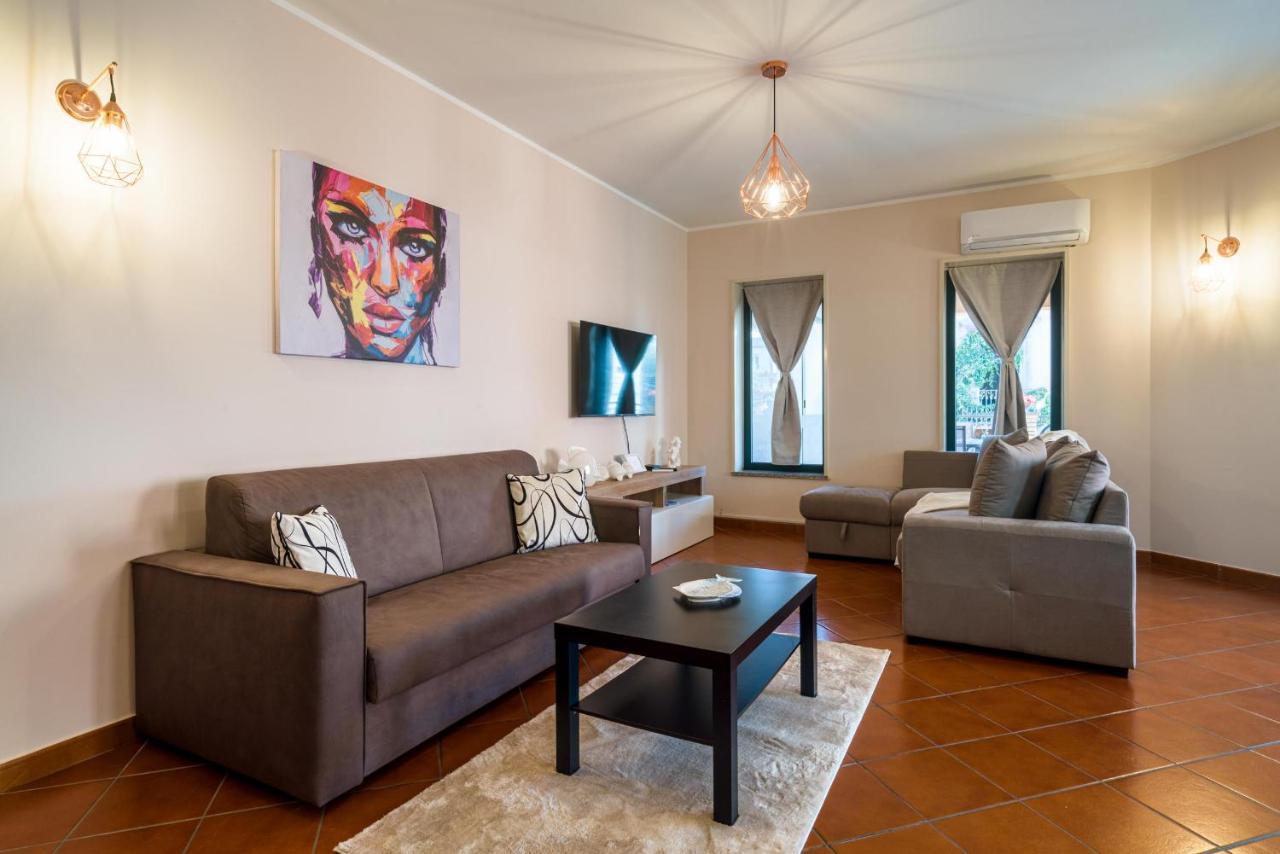 Loft Angolo Sul Mare เลโตยานนี ภายนอก รูปภาพ
